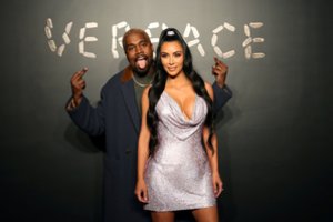 Kim Kardashian prisipažino: apie ketvirtą vaiką pranešė būdama visiškai girta