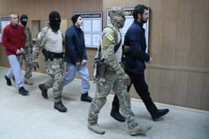 Rusija pratęsė ukrainiečių jūrininkų suėmimą