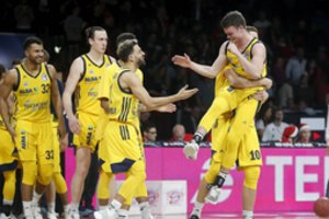 Daugkartinė Vokietijos čempionė ALBA – patyrusio trenerio ir alkanų pergalėms krepšininkų junginys