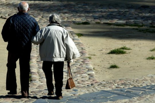 Dėl kylančių kliūčių naujiems pensijų nešiotojams pensininkai nesulaukia pinigų