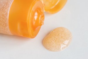 Mirtį nešantis kosmetikos priedas: ir jūs vis dar tai naudojate?