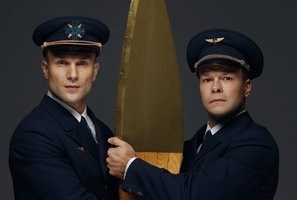 Vaidas Baumila prieš rizikingą skrydį įdainavo jaudulio ir įtampos kupiną kūrinį