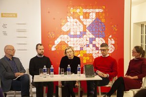 Lietuvos vizijos: vėliava galėjo atrodyti kitaip, o Baltijos jūrą norėta sujungti su Juodąja