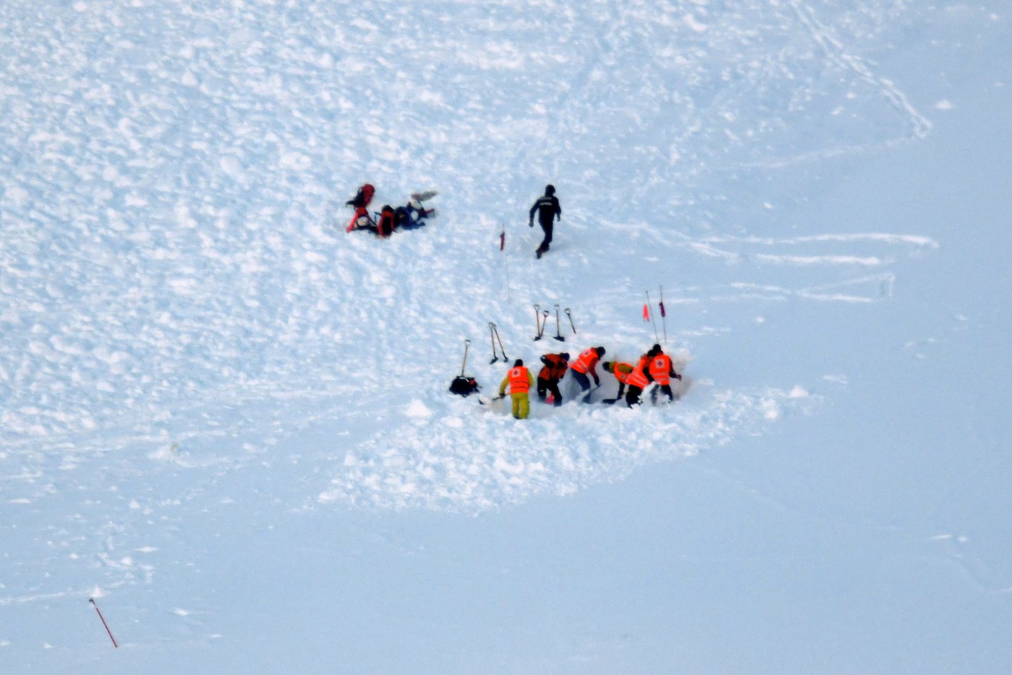 Norvegijoje rasti dar dviejų per sniego laviną kalnuose žuvusių slidininkų kūnai.<br> NTB/Scanpix nuotr.