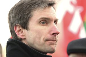 Aiškėja, kokią informaciją Lietuvoje rinko A. Paleckis: turėjo įduotą sąrašą