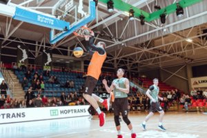 Trečiajame trijulių krepšinio „Winter Open“ etape pirmąjį kartą triumfavo Lietuvos komanda