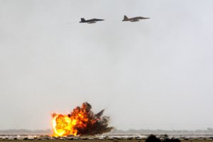 Irano aviacijos pajėgų vadas: mes pasiruošę ir trokštame karo su Izraeliu