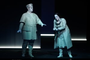 Išplėštas vilkikas, gabenęs nekantriai laukiamos LNOBT premjeros kostiumus