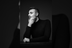 Kazimieras Likša pristato energingą naujo albumo dainą „Pažadas“ ir vaizdo klipą