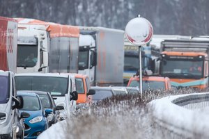 Vokietija paruošė smūgį vairuotojams: baigiasi neriboto greičio magistralėse era