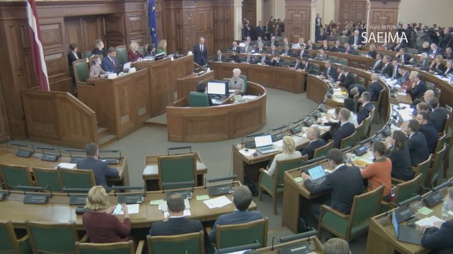 Po keturių mėnesių sumaišties Latvija patvirtino vyriausybę