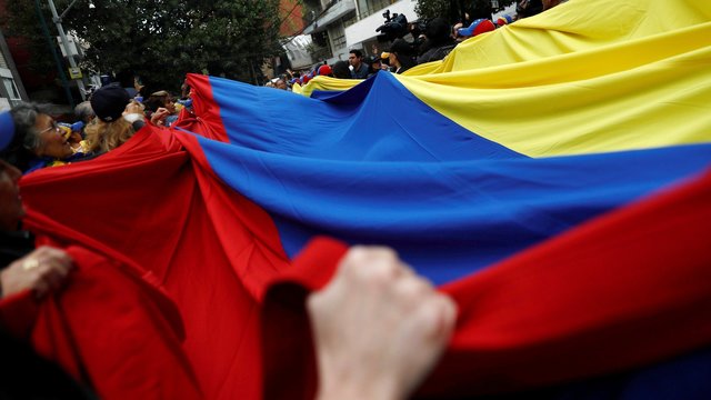 Venesuelos diktatoriui iššūkį metė salsą mylintis inžinierius