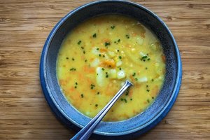 Tiršta žirnių sriuba: gardu, sotu ir sveika