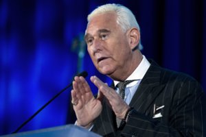 JAV specialiojo prokuroro tyrime suimtas buvęs Trumpo patarėjas R. Stone'as