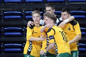 Lietuvos 19-mečių salės futbolo rinktinė pasiekė istorinę pergalę