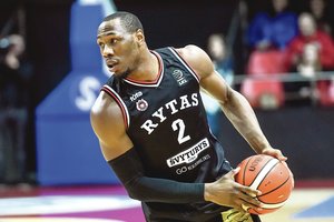 Dominique‘o Suttono odisėja Vilniuje baigta – „Rytas“ nutraukė sutartį