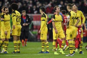 „Borussia“ didina persvarą Bundelsygoje iki devynių taškų