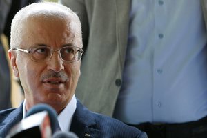Palestiniečių premjeras siūlosi atsistatydinti, jeigu to panorės prezidentas M. Abbasas
