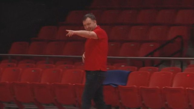 Vilniaus „Ryto“ treniruotėje A. Guoga krepšininkams atskleidė slaptą talentą