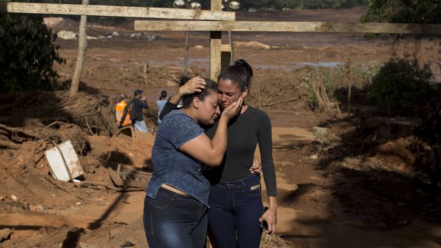 Brazilijoje gedulas dėl žuvusiųjų virsta nenumaldomu pykčiu