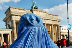 Vokietijoje sulaikyti trys irakiečiai, įtariami planavę „islamistinį išpuolį“