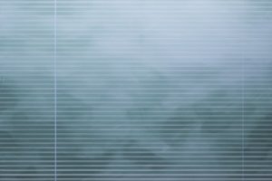 Linas Jusionis gundo žiūrovus paklajoti savo paveikslų erdvėse