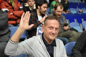 Pabėgėlis V. Romanovas pasiuntė žinutę A. Saboniui: „Palik Krepšinio federaciją intrigantams“