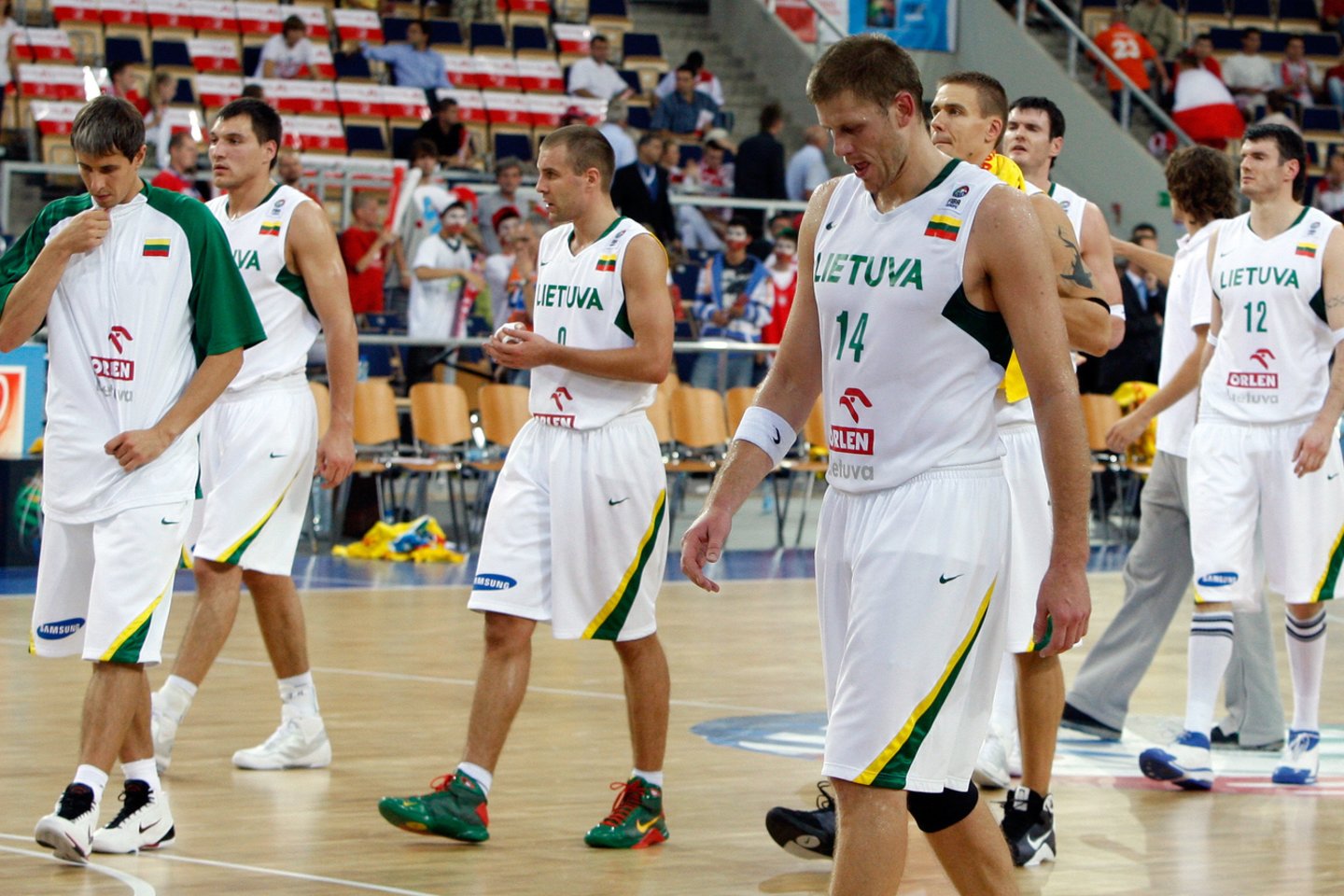2009-ųjų Europos čempionatas Lietuvos rinktinei baigėsi katastrofiškai - mūsiškiai net nepateko į ketvirtfinalį.<br>LR archyvo nuotr.