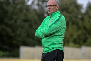 Lietuvos futbolo rinktinės prestižą gelbėti turėtų V. Urbonas