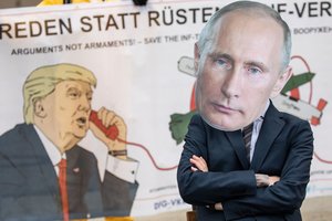 JAV pasitraukus iš INF sutarties – Maskvos žinia ir priešingos D. Trumpo viltys