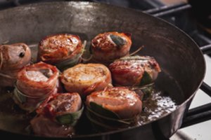 Idėja tobuliems savaitgalio pietums: kiaulienos išpjovos medalionai