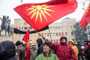 NATO atveria duris Makedonijai