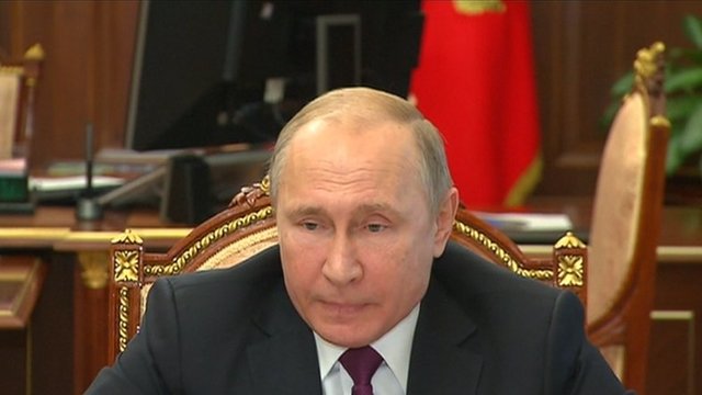 V. Putinas atsakė JAV: Rusija taip pat traukiasi iš branduolinės sutarties