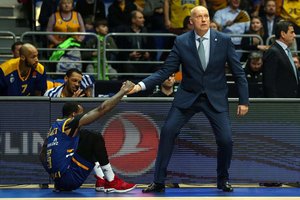 R. Kurtinaičio treniruojamas „Chimki“ klubas pralaimėjo Sankt Peterburge