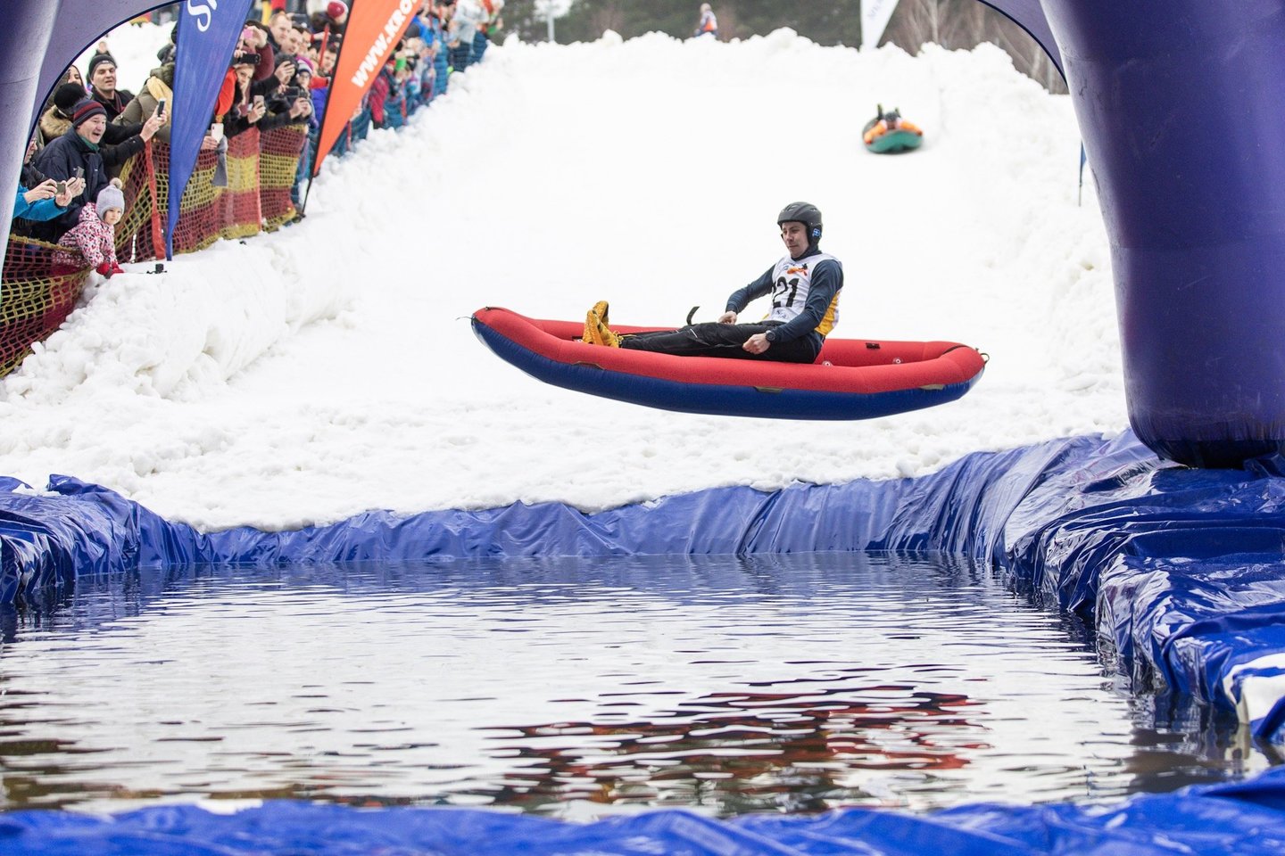  Druskininkuose vyko „Snow Kayak“ įspūdingos varžybos.<br>V.Dranginio nuotr. 