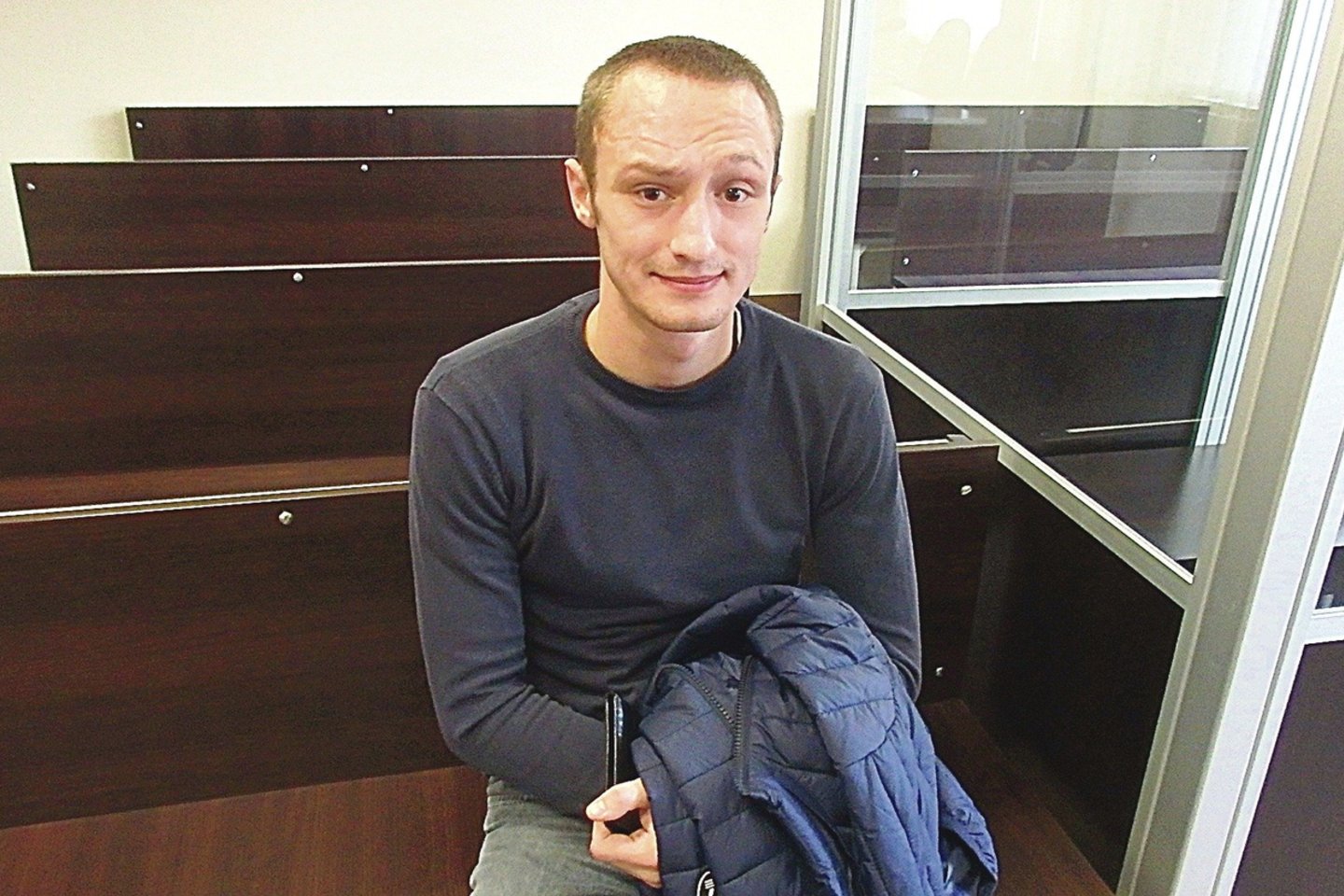 D.Kryžauskas savo kaltės nepripažino ir tikino namų tikrai nepadegęs.