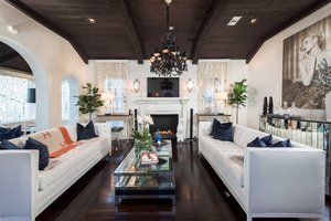 Turtingoji paveldėtoja parduoda savo  280 kv. m būstą 