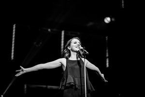 Dainininkė Ieva Narkutė prisiminė psichologės diplomą