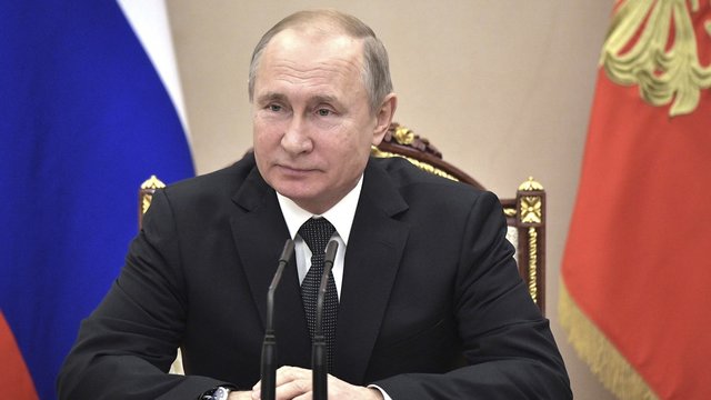 Vladimiras Putinas įgijo naujų sąjungininkų – nuo šiol jį remia raganos