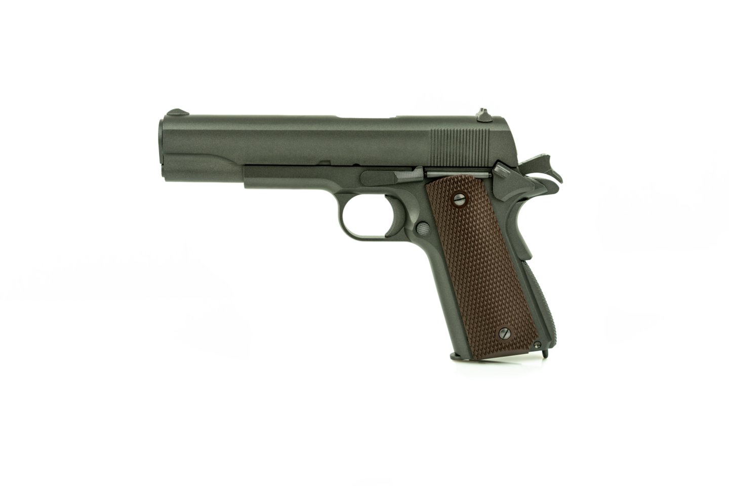 Per Antrąjį pasaulinį karą buvo pagaminta daugiau nei 3 mln. „1911 Colt“ pistoletų. <br>123RF nuotr. 