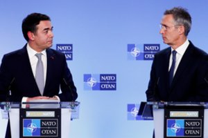 Pasirašytas protokolas dėl Makedonijos prisijungimo prie NATO