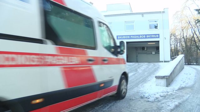 Gripas nesirenka aukų: Vilniuje mirė jaunas vyras ir žinoma buvusi LRT darbuotoja