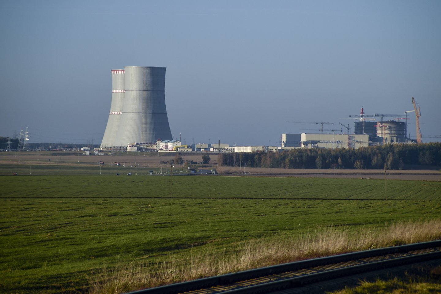 Jungtinių tautų Poveikio aplinkai vertinimo arba kitaip ESPO konvencijos šalys turėtų patvirtinti išvadą, kad statybų aikštelę atominei vos už 50 kilometrų nuo Vilniaus pasirinkusi Baltarusija, tą padarę netinkamai ir pažeidė konvenciją.