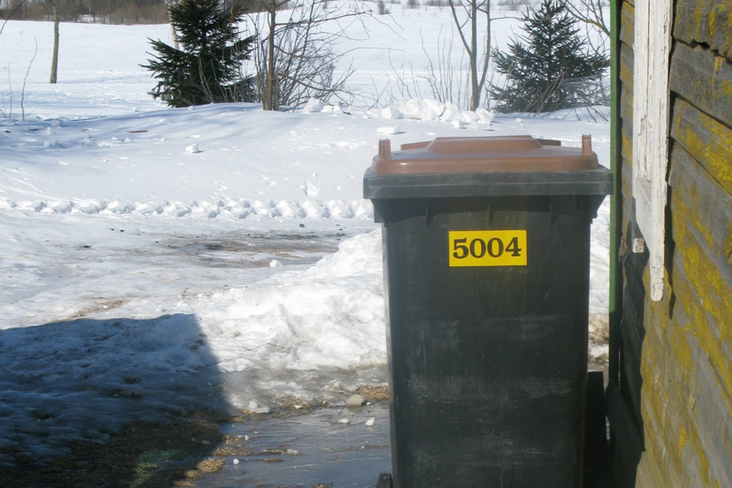 Mokėti rinkliavą už atliekas Lietuvoje turi kiekvienas nekilnojamojo turto savininkas, nesvarbu, naudojasi konteineriais ar ne.