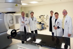 Spindulinės terapijos galimybės stebina medikus