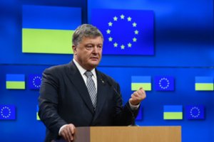 Ukraina Lietuvos pavyzdžiu šalies konstitucijoje įtvirtino euroatlantinius siekius