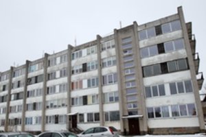 Šokas: Kėdainių daugiabučio gyventojams liepta išgriauti savo namų sienas