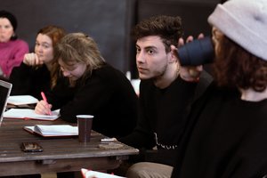 Dramaturgas Matas Vildžius: „Labiau bijome ligos, o ne dirbtinio intelekto“