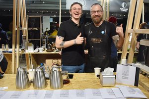 Pamirškit eurą už kavą: jos kainoms kelias atgal užblokuotas