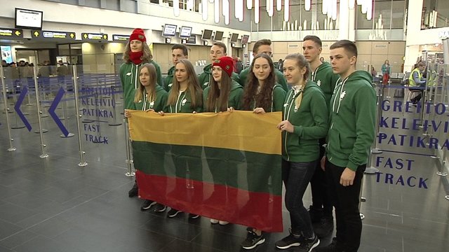Vienuolika Lietuvos sportininkų išvyko į Europos jaunimo olimpinį žiemos festivalį